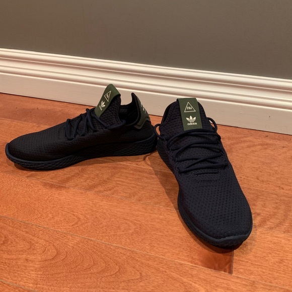 Adidas Running Shoes - Picture 6 of 6